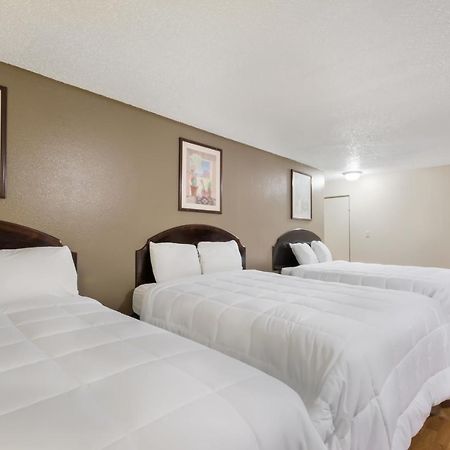 Americas Best Value Inn Woodward At 8Th St Exteriér fotografie