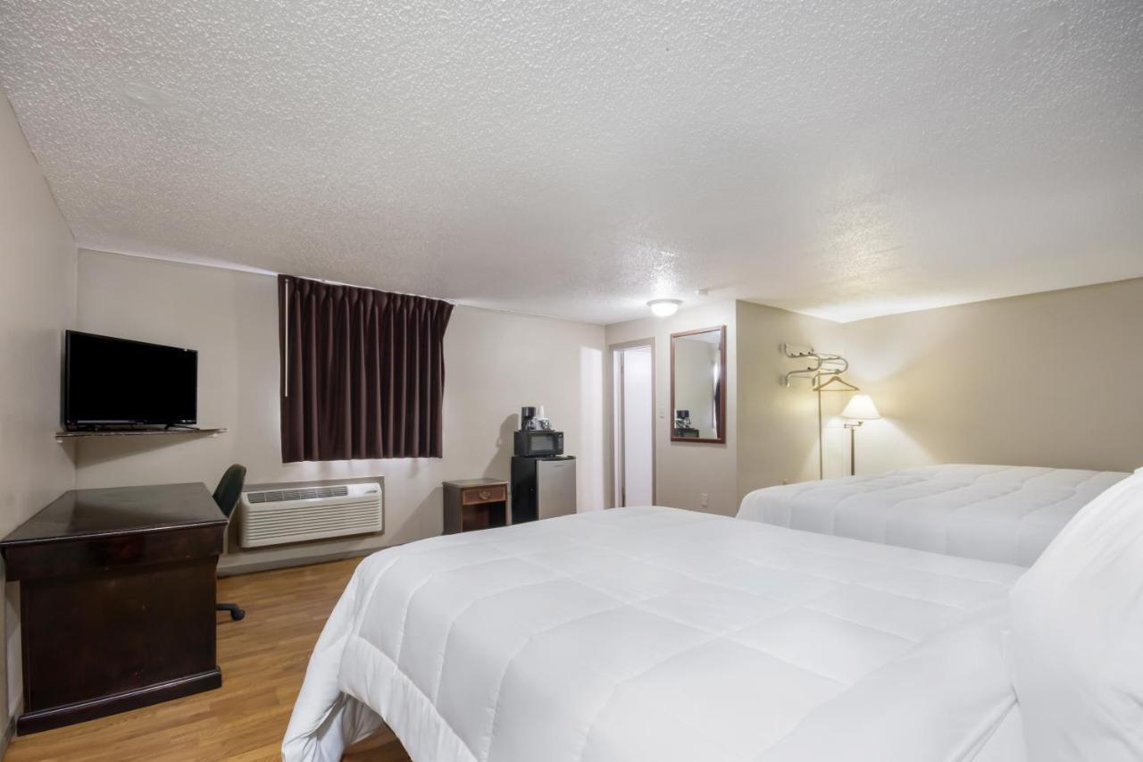 Americas Best Value Inn Woodward At 8Th St Exteriér fotografie