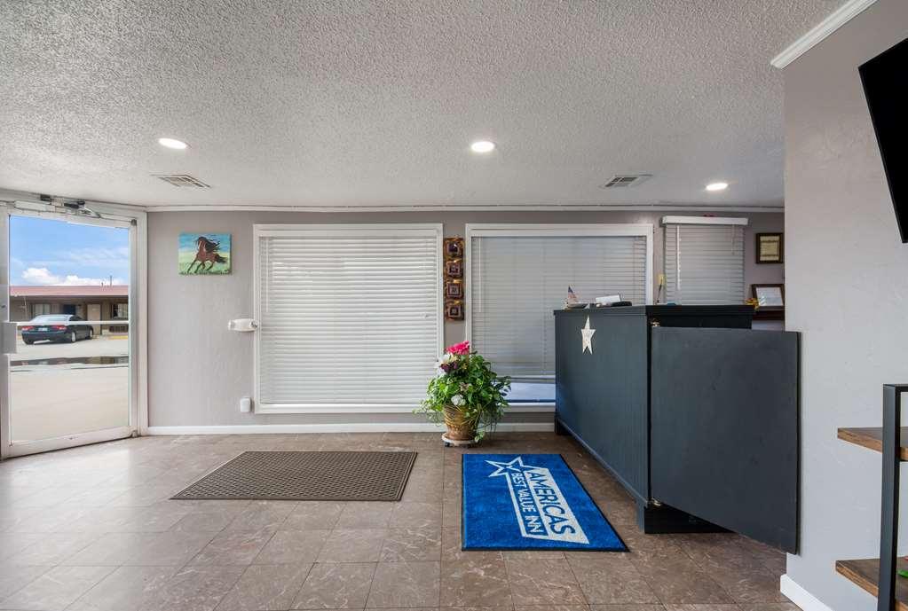 Americas Best Value Inn Woodward At 8Th St Interiér fotografie